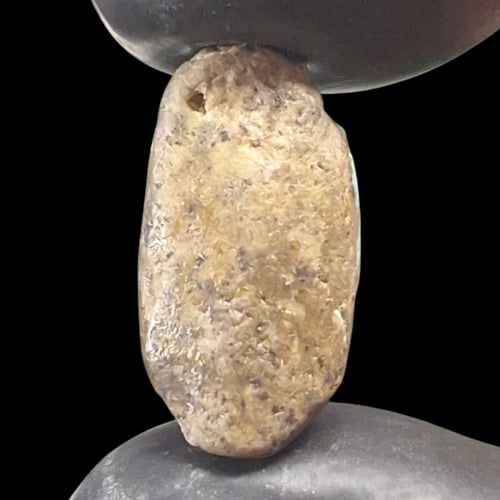 حجر فيروز طبيعي مفحوص و موثق بشهادة مختبر