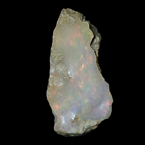 حجر اوبال خام طبيعي تحفة للإقتناء أو الإهداء