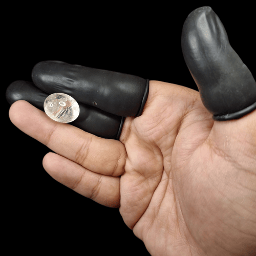 حجر كوارتز خام تحفة للاقتناء او الاهداء