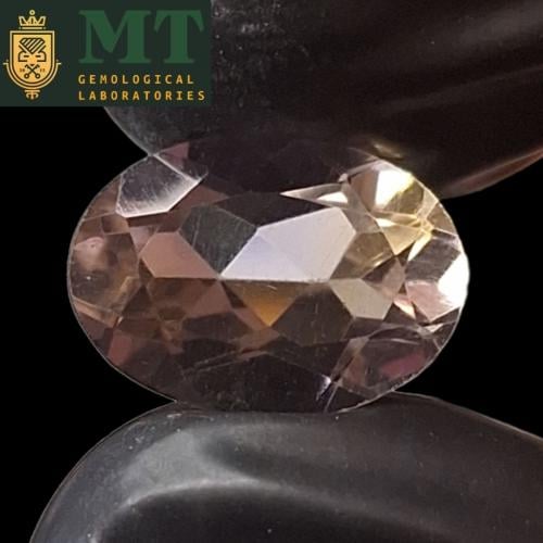 حجر أميترين طبيعي مفحوص و موثق بشهادة مختبر