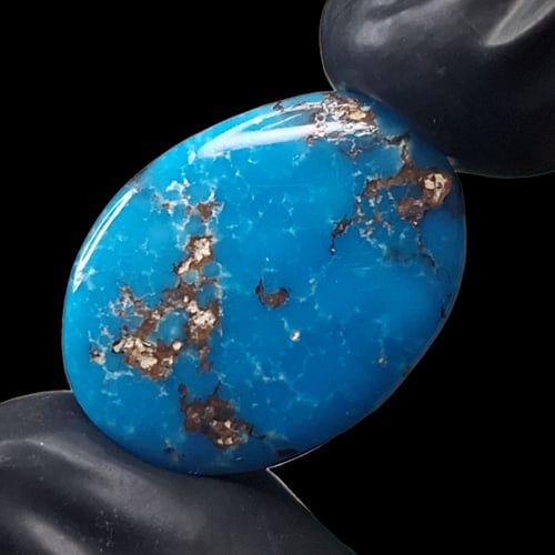 حجر فيروز طبيعي مفحوص و موثق بشهادة مختبر