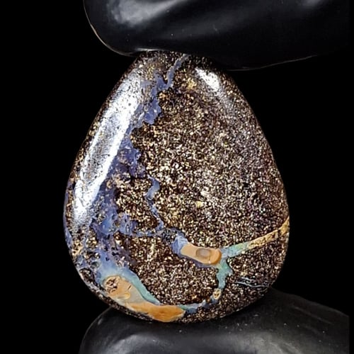 حجر بولدر اوبال طبيعي