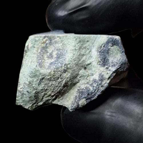 حجر جاسبر كمبابا خام طبيعي تحفة للاقتناء او الاهدا...