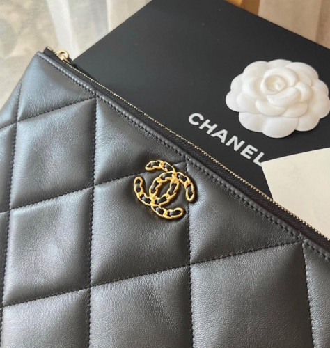 black Clutch