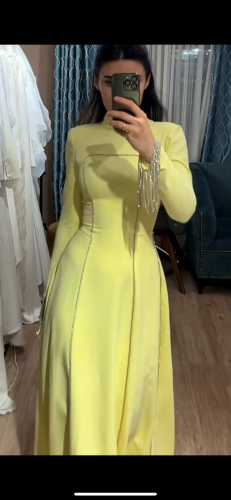 فستان اصفر
