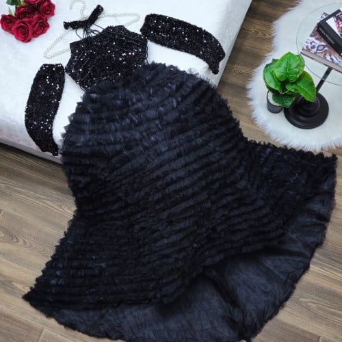 فستان اسود سهره