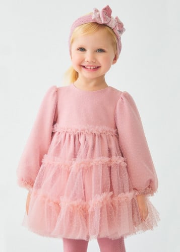 فستان من التل المنقط