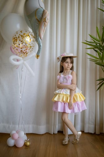 فستان طبقات بالوان زاهية