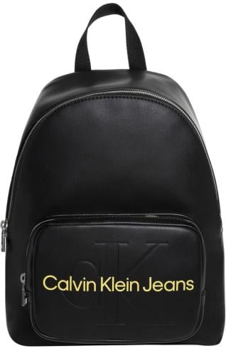 حقيبه من كالفن كلاين