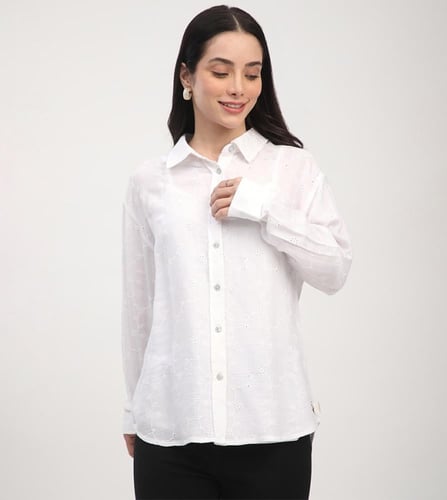 قميص ابيض بولو