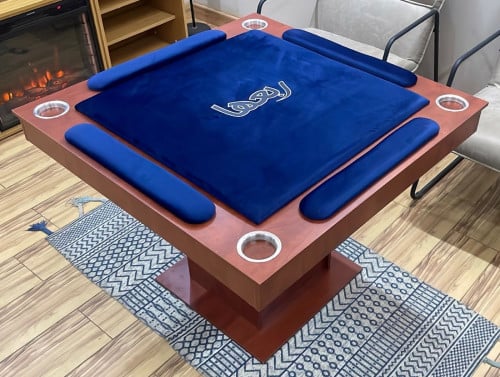 طاولة بلوت ربعها كبيره ازرق