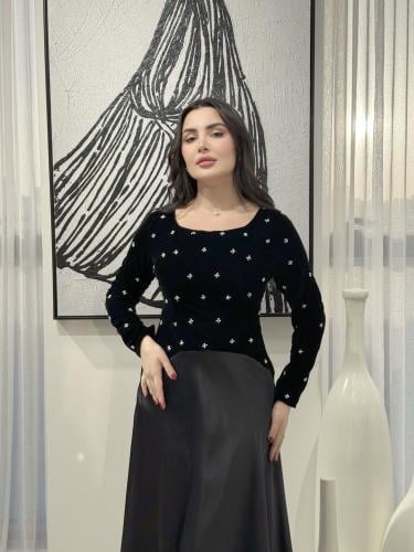 فستان اسود مخمل بلؤلؤ