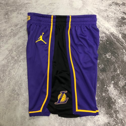 طقم Los Angeles Lakers