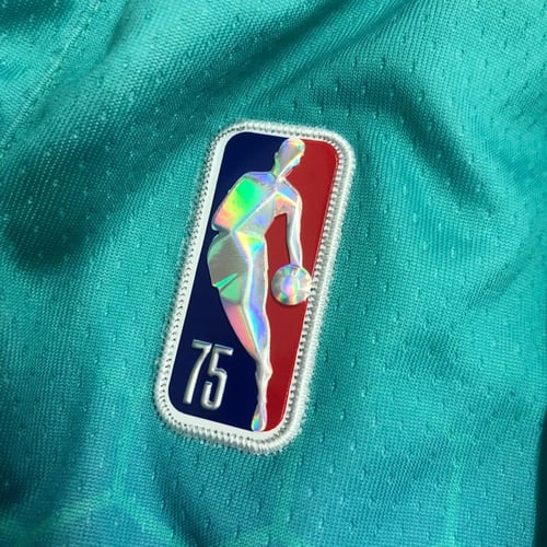 طقم Charlotte Hornets