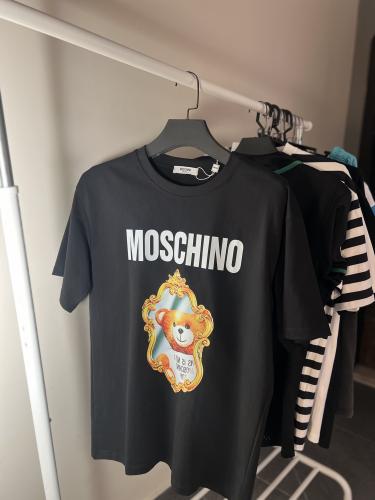 Moschino T-shirt