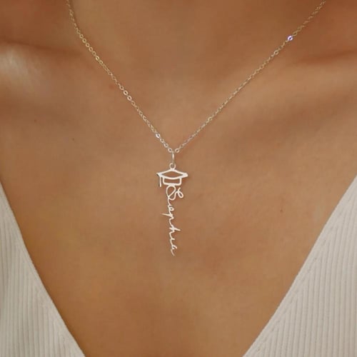 سلسال مطلي بالذهب حسب الاسم