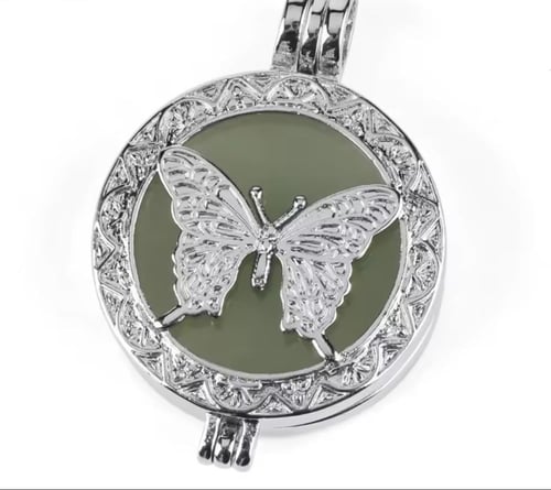 سلسال من احجار طبيعيه