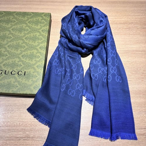 سكارف قوتشي