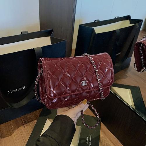 حقيبة شانيل برغندي