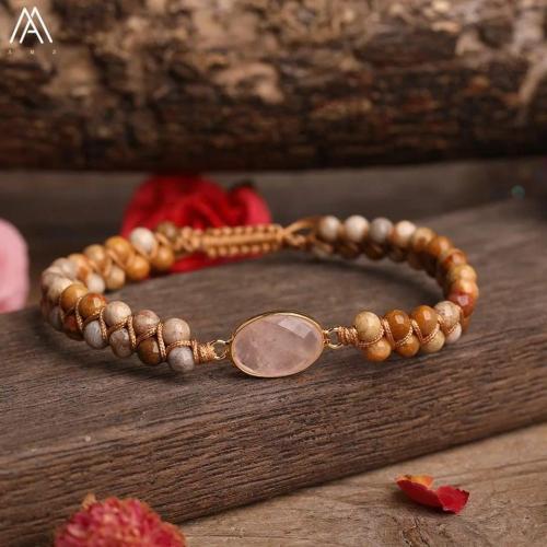 اساور من احجار طبيعيه