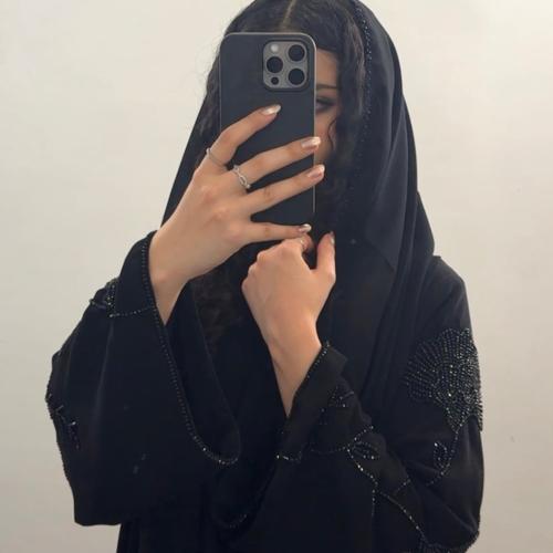 عبايه (N47)شك اسود ورد