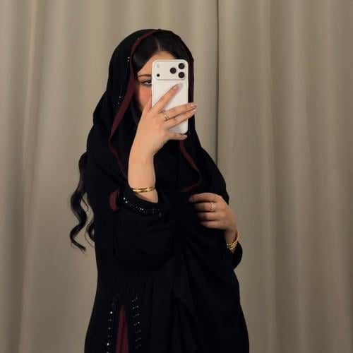 عبايه ( N108 ) شك اسود مع كسرات شيفون