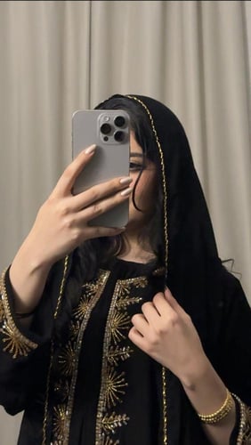 عبايه ( N85 ) شك ذهبي