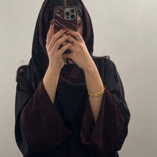 عبايه (N38) اكمام جوخ عنابي