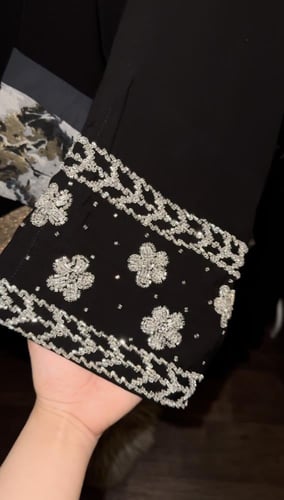 عبايه ( N8 ) شك ذهبي