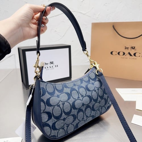 Coach shoulder bag