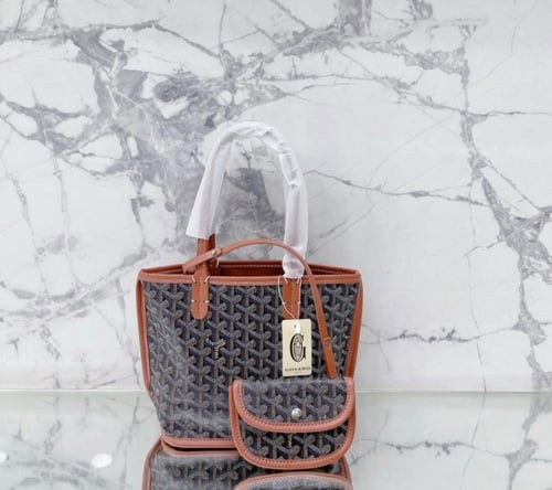 قويارد سمول Goyard