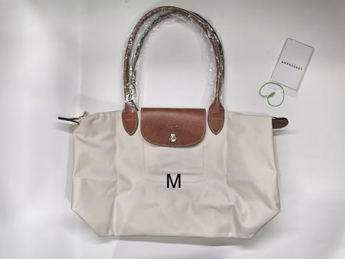 Longchamp لونق شامب