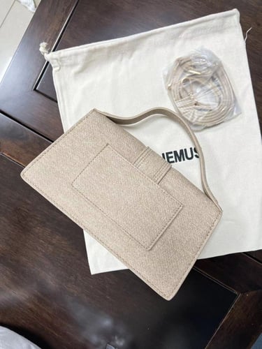 جاكيميوس قماشية