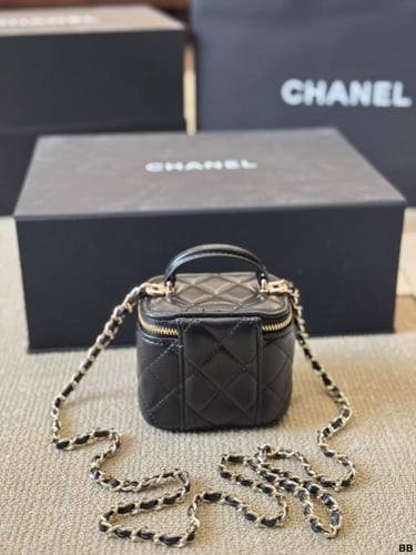CHANEL 22P TOP HANDLE MINI VANITY