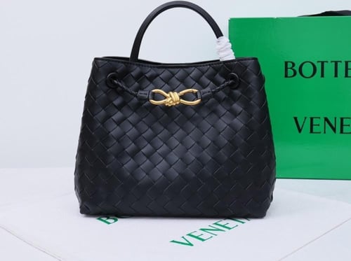 Bottega samll بوتيغا