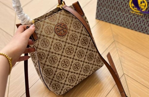 Tory Burch Buket bag