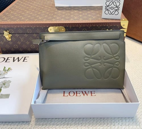 باوتش لويفي Loewe