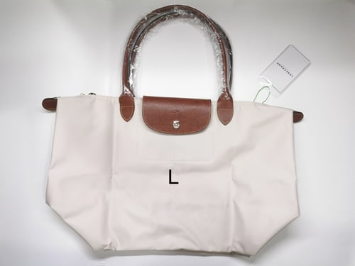 Longchamp لونق شامب