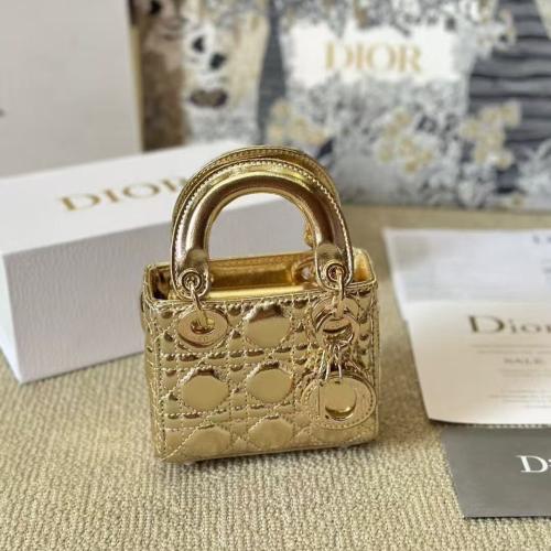شنطة ديور - ماستر