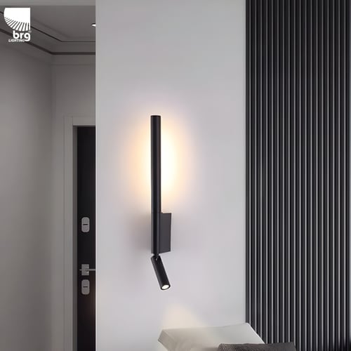 أبليك جداري مع إنارة قراءة