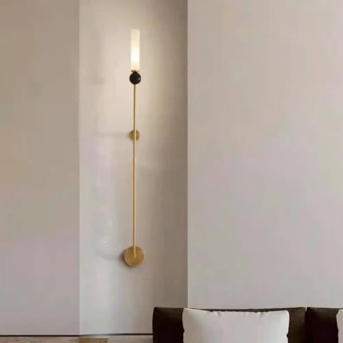 Modern wall clock