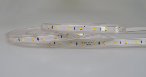 انارة شريطية قوة 7 واط