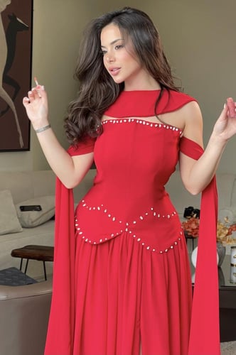 Red Luxe