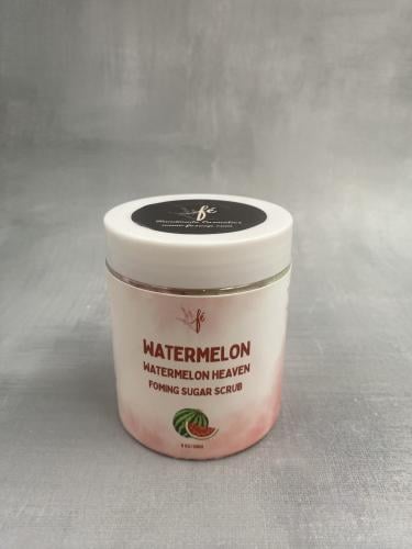 سكرب مقشر للجسم برائحة البطيخ