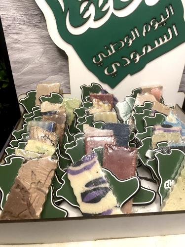 توزيعات صابون طبيعي منوع