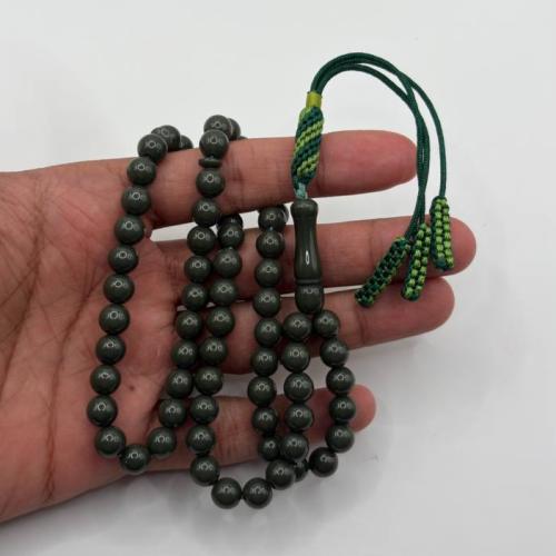 سبحة بكلايت نواعم 8 ملي مع كركوشة