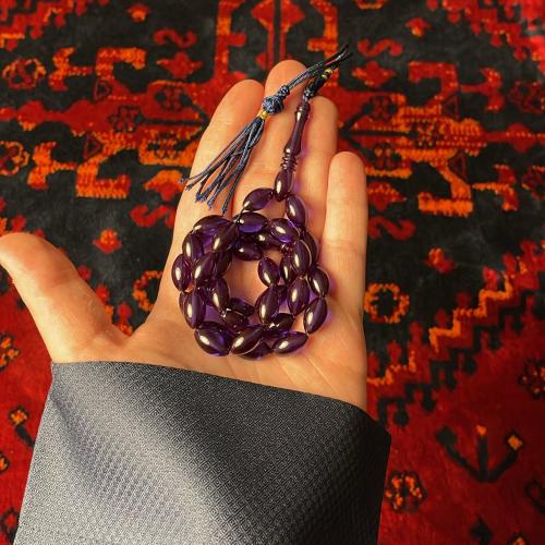 زعفران لون عنابي
