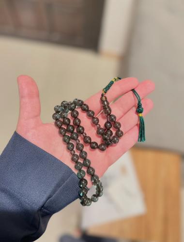 سبحه زعفران زيتي شفاف