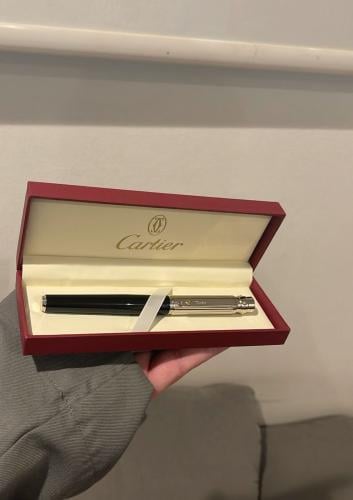 قلم كارتير اسود و فضي