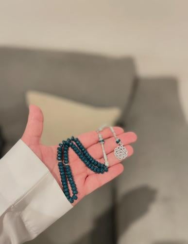 عقيق قصه ذروي